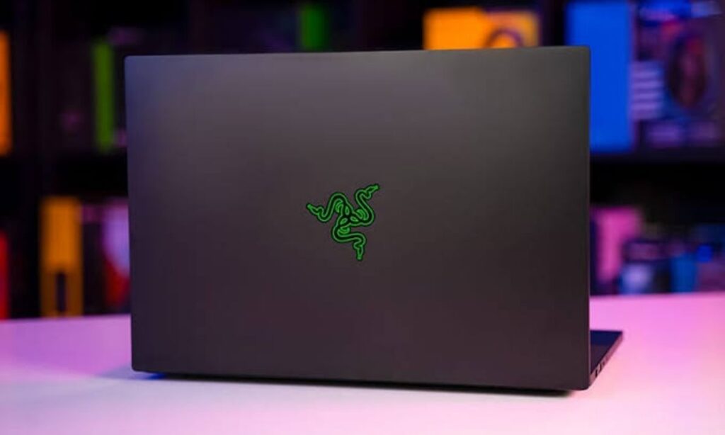 14 Inch Laptop Screen (Measured Diagonally)