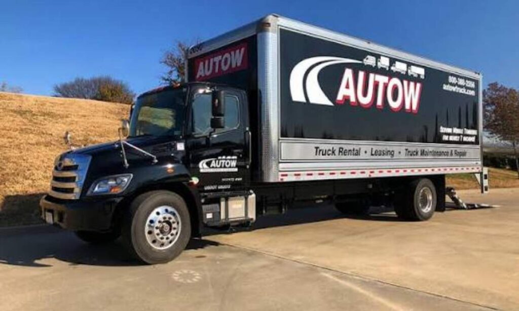 Box Truck (26-Foot Box + Cab)