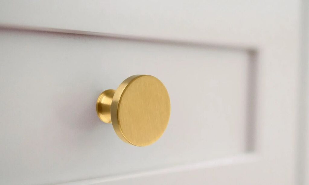  Standard Cabinet Knob (Face Diameter)