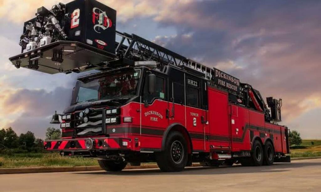 The 100 Feet Aerial Fire Truck Ladder