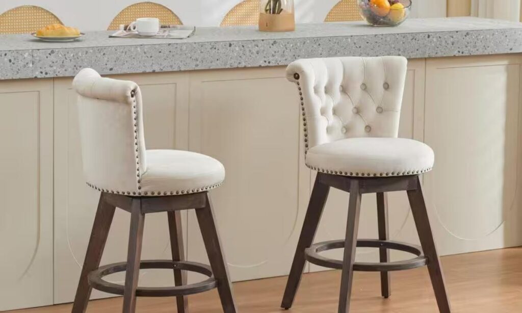 The Seat of a Bar Stool
